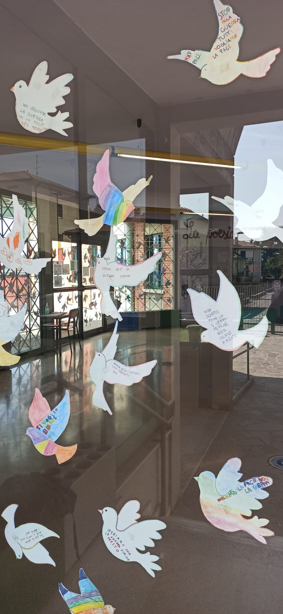 Colombe per una Pasqua di Pace alla Primaria Pascoli di Scanzo